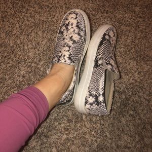 Steve Madden snake skin slides